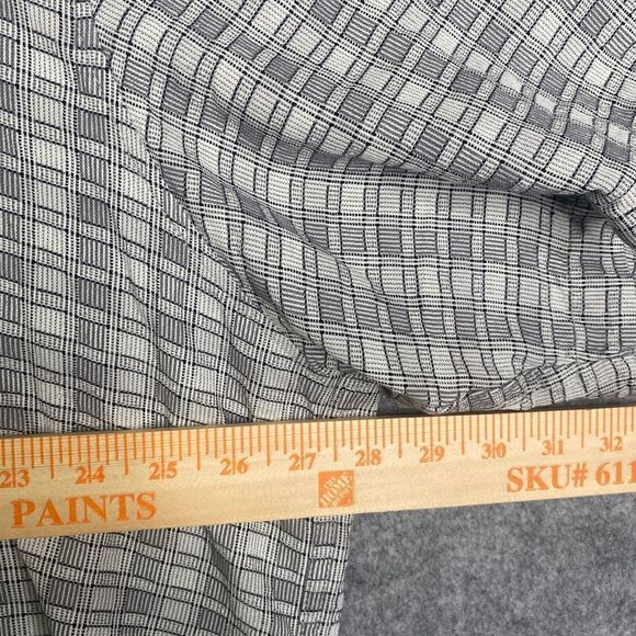 Tommy Bahama Shirt Mens 3XL Gray Geometric Hawaiian Camp Silk Button Up - Picture 3 of 8